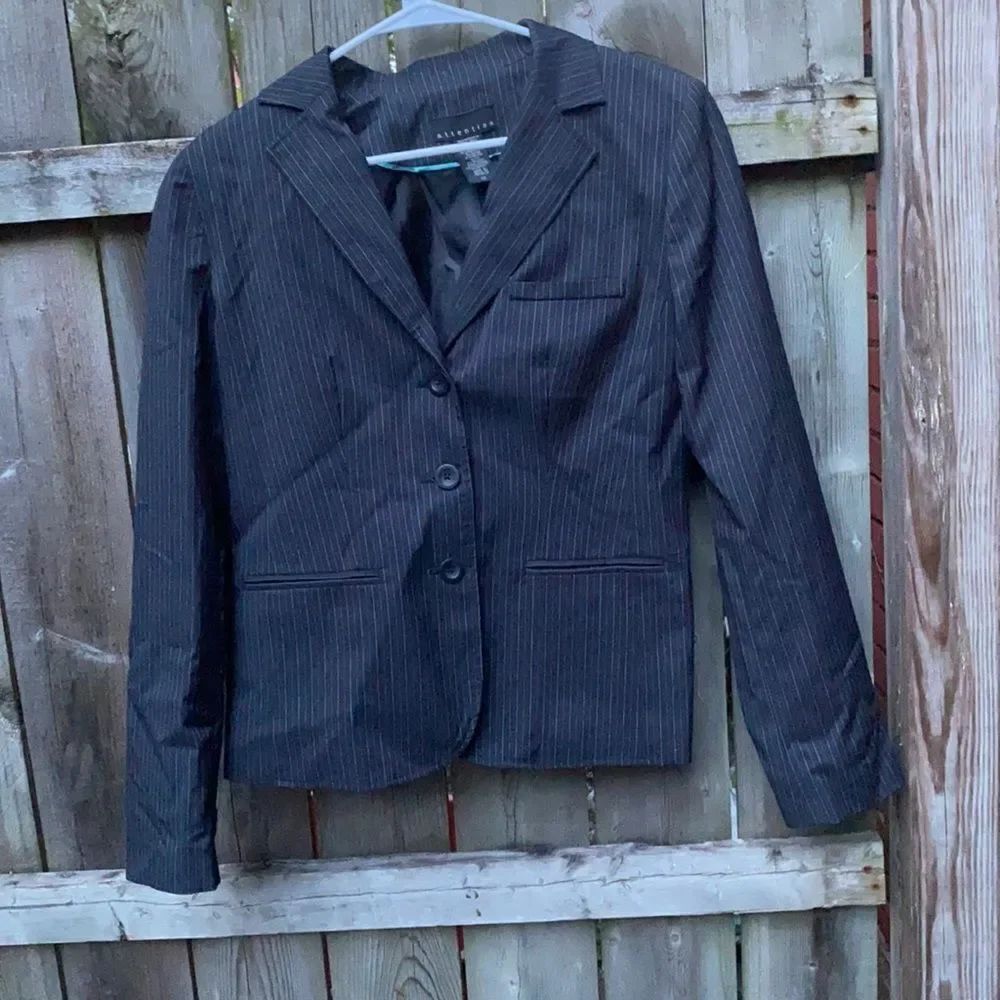 Attention Stripped Blazer sz. 10